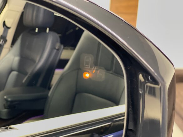 2018 Land Rover Range Rover IV Рестайлинг, синий - вид 32