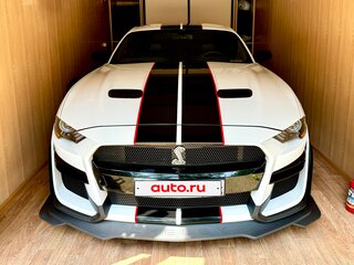 2019 Ford Mustang VI Рестайлинг, белый, 5800000 рублей, вид 2