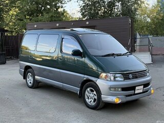 1997 Toyota Regius I, зелёный, 690000 рублей, вид 3