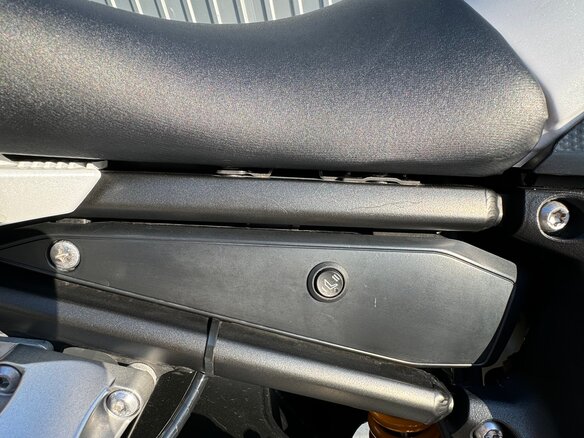 2011 Yamaha FZ1, белый, 700000 рублей - вид 26