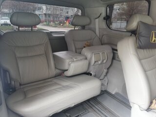 2004 Honda Elysion I, белый, 1850000 рублей, вид 5
