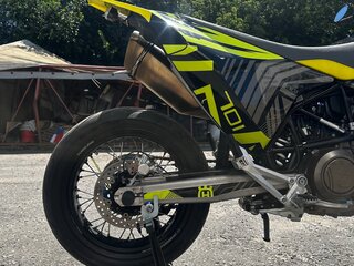 2020 Husqvarna 701 Supermoto, зелёный, 950000 рублей, вид 4