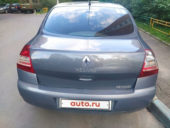 2007 Renault Megane II Рестайлинг, серый - вид 2