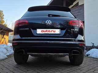 2017 Volkswagen Touareg II Рестайлинг, синий, 2595000 рублей, вид 2