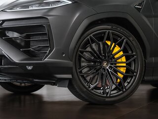 2026 Lamborghini Urus SE I Рестайлинг, чёрный, 44500000 рублей, вид 5