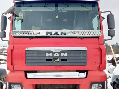 2002 MAN TGA, красный, 2900000 рублей, вид 1