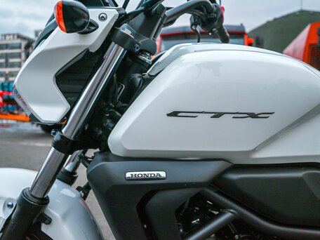 2015 Honda CTX 700, белый, 560000 рублей, вид 4