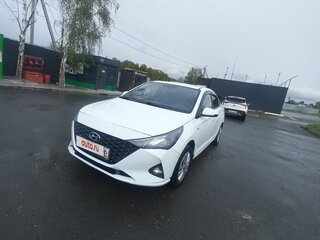 2020 Hyundai Solaris II Рестайлинг, белый, 1350000 рублей, вид 5