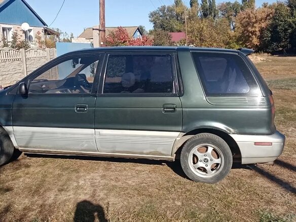 1994 Mitsubishi Chariot II, зелёный, 270000 рублей - вид 7