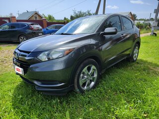 2018 Honda HR-V II Рестайлинг, серебристый, 1760000 рублей, вид 1