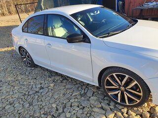 2016 Volkswagen Jetta VI Рестайлинг, белый, 1550000 рублей, вид 2
