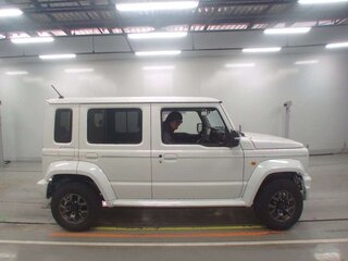 2025 Suzuki Jimny IV, белый, 2550000 рублей, вид 3