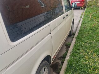 2010 Volkswagen Transporter T5 Рестайлинг, белый, 1650000 рублей, вид 2