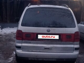 2002 Volkswagen Sharan I Рестайлинг, серебристый, 375000 рублей, вид 3