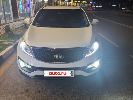 2014 Kia Sportage III Рестайлинг, белый, 1600000 рублей, вид 2