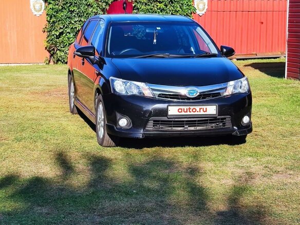 2014 Toyota Corolla Fielder XI (E160, E170, E180), чёрный, 950000 рублей - вид 2
