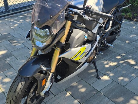 2021 BMW S 1000 R, серый, 1650000 рублей, вид 4