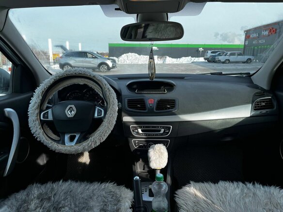 2011 Renault Fluence I, белый, 890000 рублей - вид 8