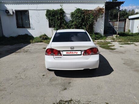 2008 Honda Civic VIII, белый, 720000 рублей, вид 3