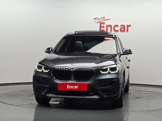 2020 BMW X1 18d xDrive II (F48) Рестайлинг, чёрный, 2750000 рублей, вид 3