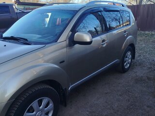 2007 Mitsubishi Outlander II, бежевый, 880000 рублей, вид 3
