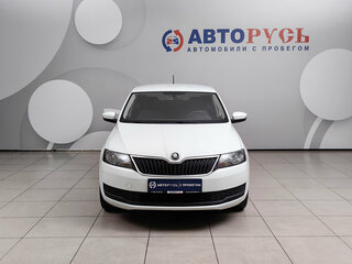 2018 Skoda Rapid I Рестайлинг, белый, 955000 рублей, вид 3