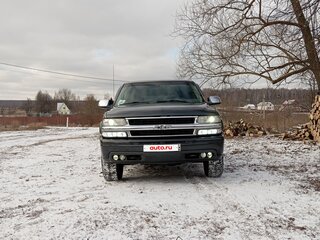 2002 Chevrolet Tahoe II, серый, 1700000 рублей, вид 2