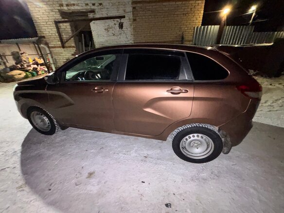 2018 Lada (ВАЗ) XRAY I, коричневый, 1000000 рублей - вид 2