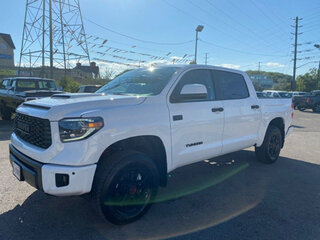 2021 Toyota Tundra CrewMax II Рестайлинг, белый, 11037624 рублей, вид 2