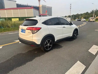 2022 Honda Vezel I Рестайлинг, белый, 1600000 рублей, вид 5