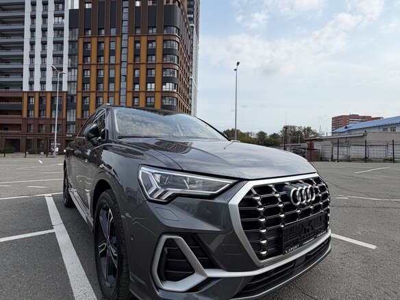 2023 Audi Q3 35 TFSI II (F3), серый, 2950000 рублей - вид 1