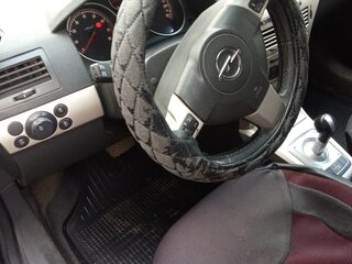 2008 Opel Astra H Рестайлинг, чёрный, 250000 рублей, вид 4