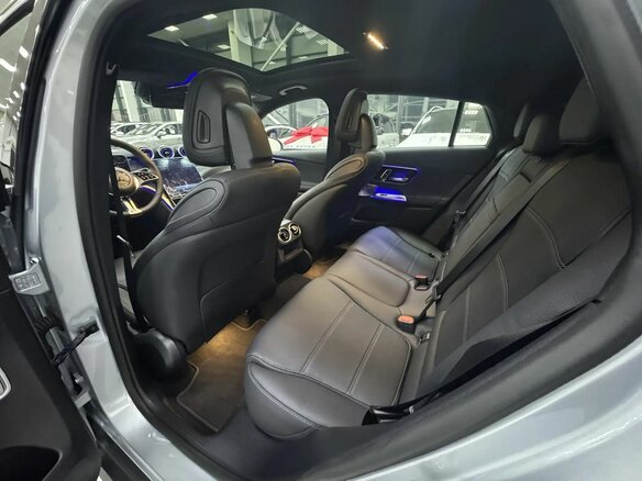 2025 Mercedes-Benz GLC Coupe 300 II (C254), серебристый, 9000000 рублей - вид 9