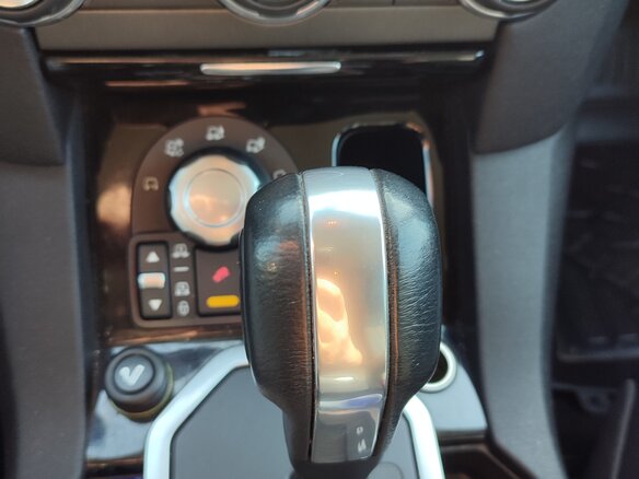 2011 Land Rover Discovery IV, белый, 1790000 рублей - вид 15