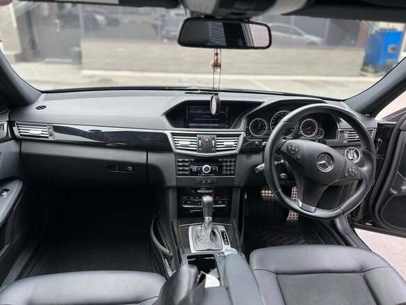 2010 Mercedes-Benz E-Класс 250 5G-Tronic IV (W212, S212, C207), чёрный - вид 5
