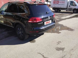 2010 Volkswagen Touareg II, чёрный, 1690000 рублей, вид 2
