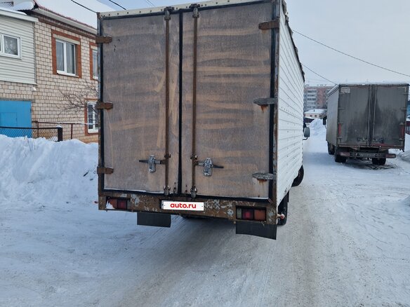 1995 Isuzu Elf (N-series), белый, 1300000 рублей - вид 5