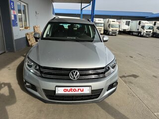 2016 Volkswagen Tiguan Euro 6 I Рестайлинг, серебристый, 1150000 рублей, вид 2
