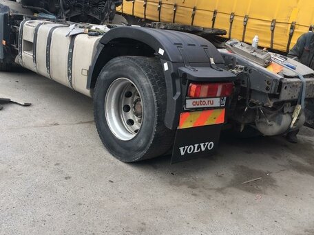 2013 Volvo FH, белый, 4000000 рублей, вид 3