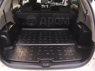 2013 Toyota Wish II Рестайлинг, белый, 1741714 рублей, вид 5