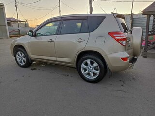 2010 Toyota RAV4 III (XA30) Рестайлинг, золотистый, 1520000 рублей, вид 5