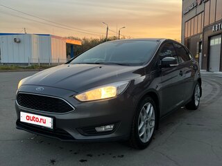 2017 Ford Focus III Рестайлинг, серый, 950000 рублей, вид 1