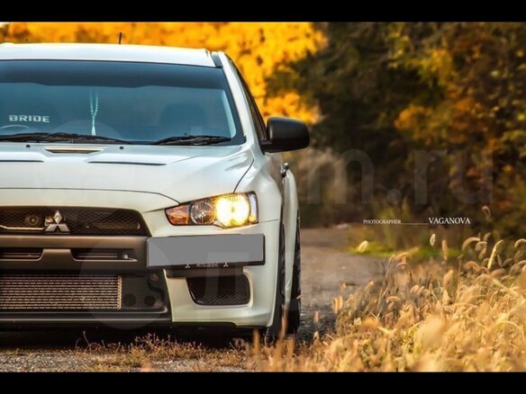 2010 Mitsubishi Lancer Evolution X, белый, 5000000 рублей - вид 7