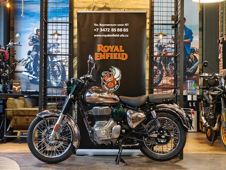2026 Royal Enfield Classic 350, зелёный, 526000 рублей, вид 4