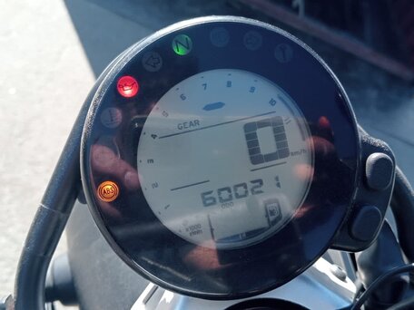2018 Yamaha XSR700, красный, 540000 рублей, вид 5
