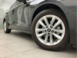 2021 Audi A3 Sportback 30 TFSI IV (8Y), чёрный, 1310000 рублей, вид 5