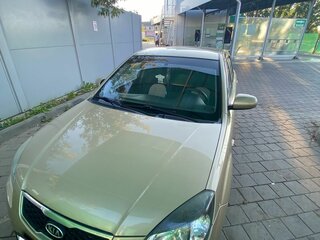 2010 Kia Rio II Рестайлинг, бежевый, 550000 рублей, вид 1