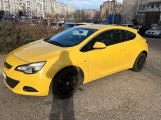 2013 Opel Astra GTC J Рестайлинг, жёлтый, 1360000 рублей, вид 2