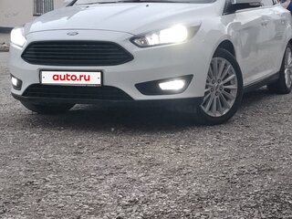 2017 Ford Focus III Рестайлинг, белый, 1250000 рублей, вид 1