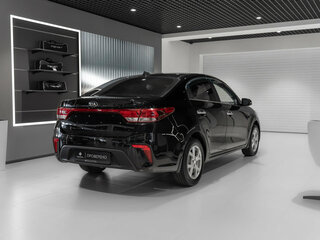 2017 Kia Rio IV, чёрный, 975000 рублей, вид 5